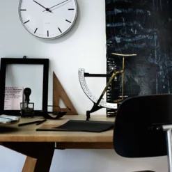 Arne Jacobsen City Hall Watches -Hallway Salg arne jacobsen ur city hall ure royal vaegur oe29 3967912 scaled