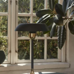 AYTM CYCNUS Table Lamp -Hallway Salg aytm bordlampe cycnus bordlampe taupe guld 1083214 scaled