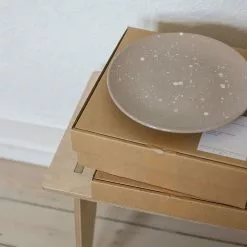 Burnt And Glazed Sandshell - Plate -Hallway Salg burnt and glazed tallerken sandshell plate lunch plate 6460006 scaled