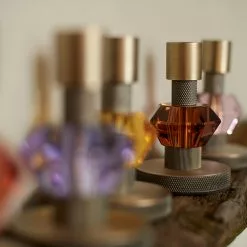 Eden Outcast Candy Candle -Hallway Salg eden outcast lysestage eden outcast candy candle rose 6568033