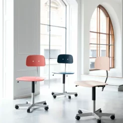 Engelbrechts KEVI 2533 -Hallway Salg engelbrechts stol kevi 2060u black black ultra leather polished chrome 8933390 scaled