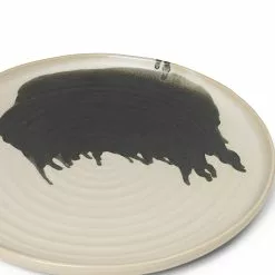 Ferm LIVING Omhu Centrepiece -Hallway Salg ferm living fad omhu centrepiece off white charcoal 5908676 scaled