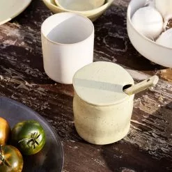 Ferm LIVING Flow Jar W. Spoon -Hallway Salg ferm living krukke flow jar w spoon off white speckle 8039977 scaled