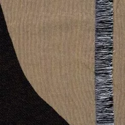 Ferm LIVING Vista Sengetæppe -Hallway Salg ferm living sengetaeppe vista sengetaeppe sand 6764710 scaled