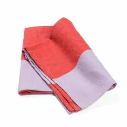 Ferm LIVING Hale Tea Towel -Hallway Salg ferm living viskestykke hale tea towel red lilac 4518738 scaled
