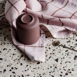 Ferm LIVING Hale Tea Towel -Hallway Salg ferm living viskestykke hale tea towel rose rust 7430883 scaled