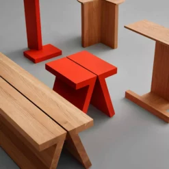 Fogia Supersolid / Object 1 -Hallway Salg fogia skammel supersolid object 1 red special stained oak 9855556 scaled