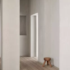 Frama AML Stool -Hallway Salg frama skammel aml stool dark pine 8281394