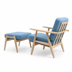 Getama GE240S / Cigar Stool / By Hans J. Wegner -Hallway Salg getama skammel ge240 cigar fodskammel af hans j wegner egetrae 413140 scaled