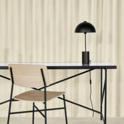 HANDVÄRK Studio Table Lamp -Hallway Salg handvaerk bordlampe handvaerk studio table lamp sort messing base sort skaerm 712346 scaled