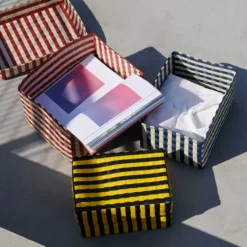 Hay Maxim Stripe Box -Hallway Salg hay kasser maxim stripe box yellow black 2014547 scaled