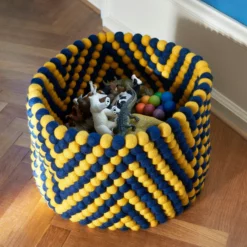 Hay Bead Basket -Hallway Salg hay kurv bead basket yellow chevron 7657480 scaled