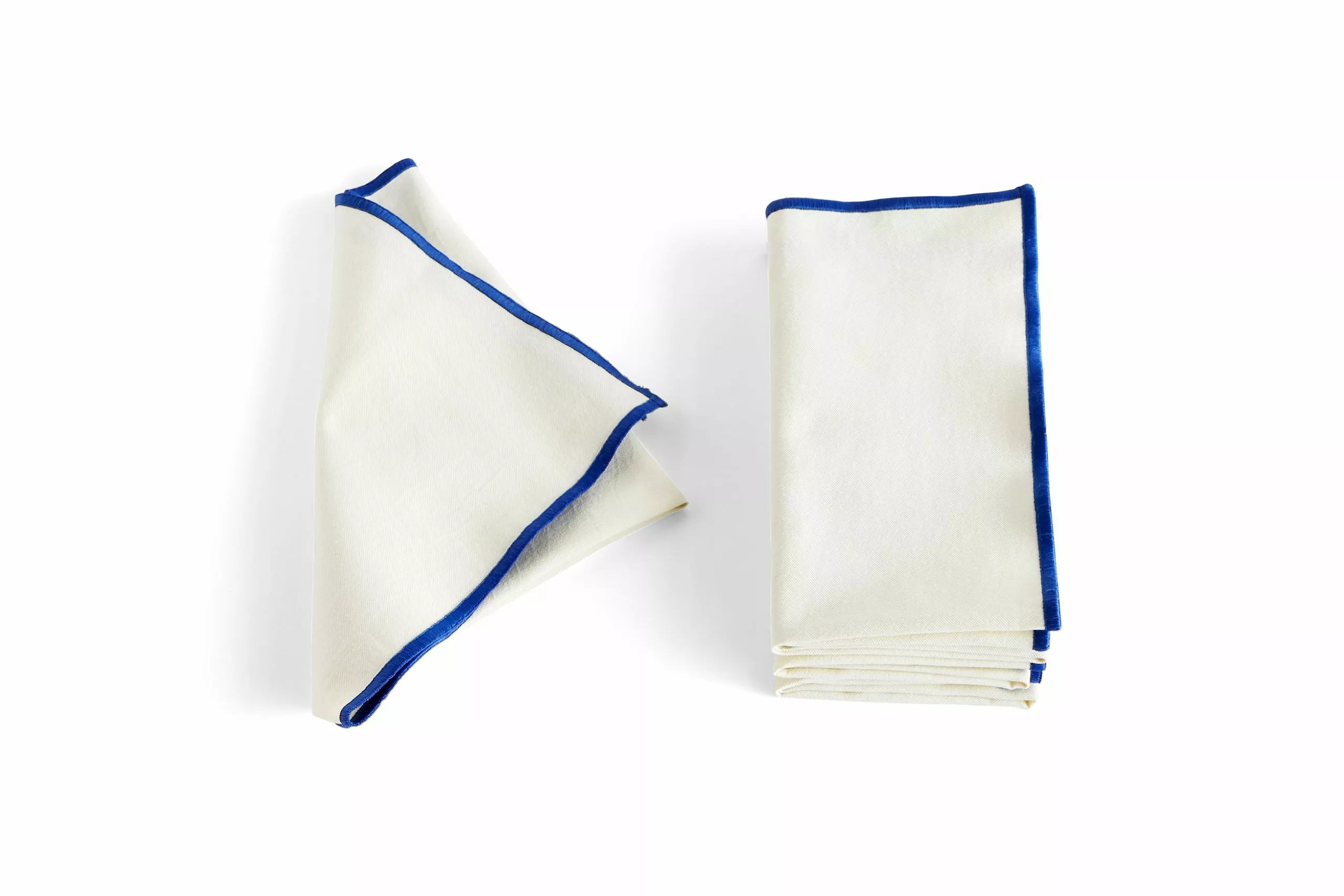 Hay Outline Napkins - 4 Pcs 3 Hay Outline Napkins - 4 Pcs