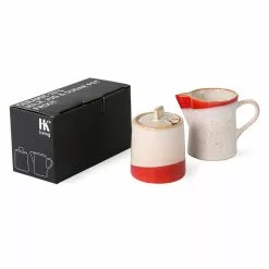 HKliving 70s Ceramics: Milk Jug & Sugar Pot -Hallway Salg hkliving skaal 70s ceramics milk sugar cream white red 1292180 scaled