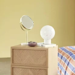 Hübsch Pamper Table Mirror -Hallway Salg huebsch spejl pamper table mirror brass white terrazzo 5952967 scaled