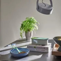 Hübsch Amare Deep Plate -Hallway Salg huebsch tallerken huebsch amare dyb tallerken light blue 2556786.png scaled