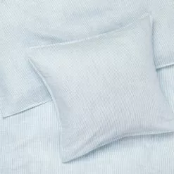 Juna Monochrome Lines 7 Juna Monochrome Lines -Hallway Salg juna sengesaet monochrome lines lys blaa hvid 2468763