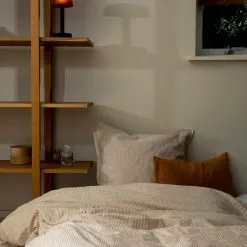 Juna Monochrome Lines -Hallway Salg juna sengesaet monochrome lines okker hvid 8672762.png scaled