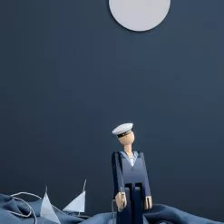 Kay Bojesen Marine -Hallway Salg kay bojesen figur marine moerk blaa hvid 8320596.png scaled