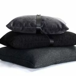 Louise Smærup Regular / Twist -Hallway Salg louise smaerup pude regular twist blue twist 65 x 65 1769895 scaled