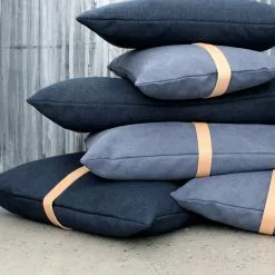 Louise Smærup Regular / Twist -Hallway Salg louise smaerup pude regular twist blue twist 65 x 65 2985073 scaled