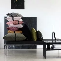 Louise Smærup Velvet -Hallway Salg louise smaerup pude velourpude army 40 x 60 cm 8902356 scaled