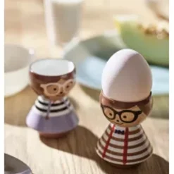 Lucie Kaas Bordfolk Egg Holder | Girl -Hallway Salg lucie kaas figur bordfolk egg holder girl miranda 7702997 scaled