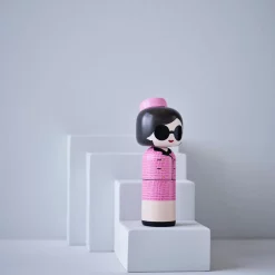 Lucie Kaas Kokeshi | Jackie -Hallway Salg lucie kaas figur kokeshi jackie jackie 371691 scaled