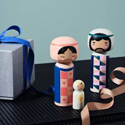 Lucie Kaas Kokeshi | Nativity Set -Hallway Salg lucie kaas figur sketch inc kokeshi dolls nativity set nativity 2303311 scaled