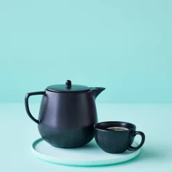 Lucie Kaas Lotus Tea Pot | Black -Hallway Salg lucie kaas kande lotus tea pot black black 7223474 scaled