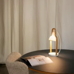 Mazo 16PLUS Table Lamp 10 Mazo 16PLUS Table Lamp -Hallway Salg mazo bordlampe 16plus table lamp oak bonechina 6409440 scaled