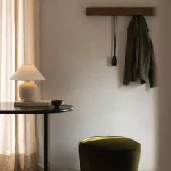 Menu Epoch Rack -Hallway Salg menu hylde epoch shelf 617cfd884b56d 79 dark stained oak black 5609250 scaled