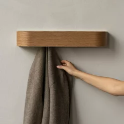 Menu Epoch Rack -Hallway Salg menu hylde epoch shelf 617cfd884b56d 79 dark stained oak black 9736702 scaled