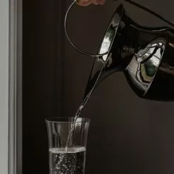 Menu Etruscan Pitcher -Hallway Salg menu kande etruscan pitcher mirror polished stainless steel 30 192393 scaled