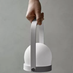 Menu Carrie Table Lamp - Portable -Hallway Salg menu lampe menu carrie led lamp 618a874ddd487 oliven 1468158 scaled