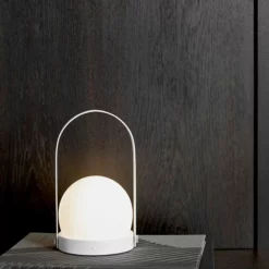 Menu Carrie Table Lamp - Portable -Hallway Salg menu lampe menu carrie led lamp 618a874ddd487 oliven 7185376 scaled