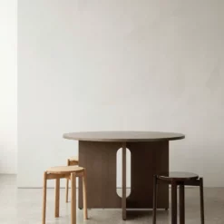 Menu Passage Stool -Hallway Salg menu skammel passage stool dark lacquered oak 9285773 scaled