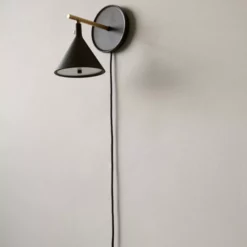 Menu Cast Sconce Wall Lamp -Hallway Salg menu vaeglampe cast sconce wall lamp black 1920490 scaled