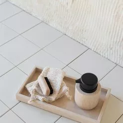 Mette Ditmer MARBLE Dispenser -Hallway Salg mette ditmer saebeholder mette ditmer marble dispenser sand low 6964680 scaled