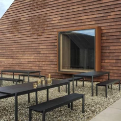 Muuto Linear Steel Bench -Hallway Salg muuto baenk muuto linear steel bench burnt orange 7347896 scaled