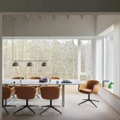 Muuto Fiber Conference Armchair -Hallway Salg muuto kontorstol fiber conference armchair refine leather cognac black with wheels 9273856