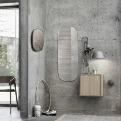 Muuto Framed Mirror -Hallway Salg muuto spejl framed mirror small dark green clear 8842367 scaled