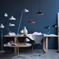 New Mags In Perfect Shape -Hallway Salg new mags bog in perfect shape republic of fritz hansen 4931393