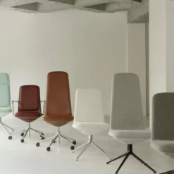 Normann Copenhagen Off Chair Low -Hallway Salg normann copenhagen kontorstol off chair low hallingdal aluminium 9780211 scaled