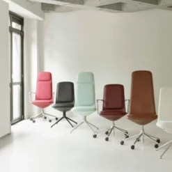 Normann Copenhagen Off Chair Low -Hallway Salg normann copenhagen kontorstol off chair low ultra leather black aluminium 7701912 scaled