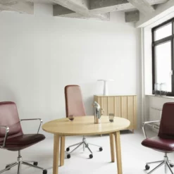 Normann Copenhagen Off Chair Swivel -Hallway Salg normann copenhagen kontorstol off chair swivel ultra leather aluminium 9145418 scaled