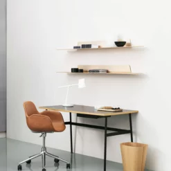 Normann Copenhagen Form Armchair - Swivel 5W Gaslift Full Upholstery -Hallway Salg normann copenhagen laenestol form amrchair swivel 5w gaslift full upholstery stel aluminium stoftype city velvet vol 2 21 8959105 scaled