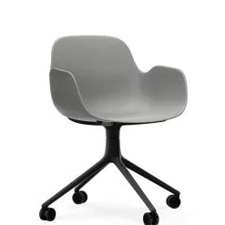 Normann Copenhagen Form Armchair Swivel 4W -Hallway Salg normann copenhagen laenestol form chair swivel 4w 60d33c468c2d7 graa sort aluminium 1976480 scaled