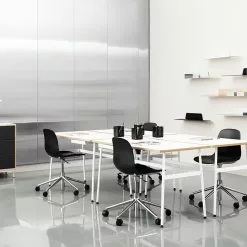 Normann Copenhagen Form Chair - Swivel 5W Gaslift Full Upholstery -Hallway Salg normann copenhagen stol form chair swivel 5w gaslift full upholstery stel aluminium stoftype city velvet vol 2 60 1245670