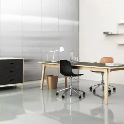 Normann Copenhagen Form Chair - Swivel 5W Gaslift Full Upholstery -Hallway Salg normann copenhagen stol form chair swivel 5w gaslift full upholstery stel aluminium stoftype city velvet vol 2 60 9750725